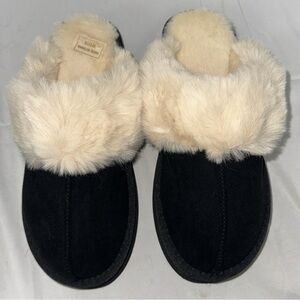 Cozy Black Suede Slippers with Cream Faux Fur Collar